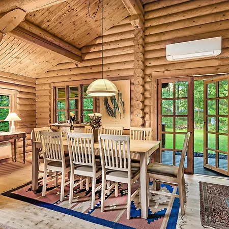 Amazing In With 3 Bedrooms, Sauna And Wifi Dom wakacyjny